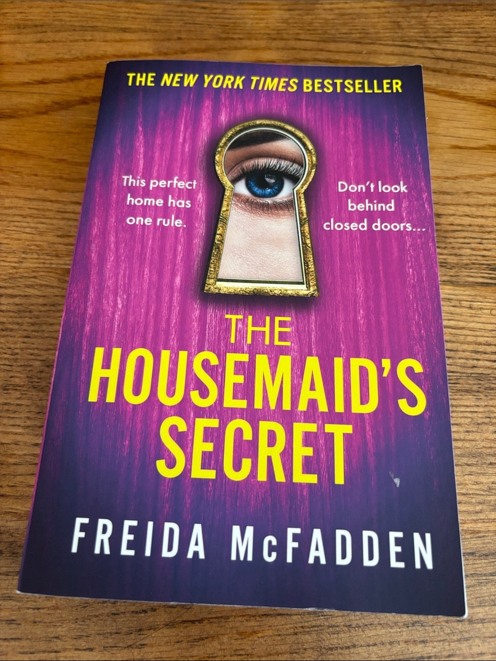 The Housemaid's Secret by Frieda McFadden paperback book